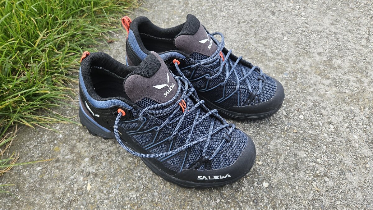 Salewa WS MTN TRAINER LITE GTX. Velikost 40 EU - 4