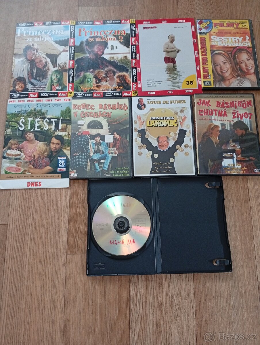 LUXTRONICS DVD přehrávač SCART kabel a pár DVD - 4