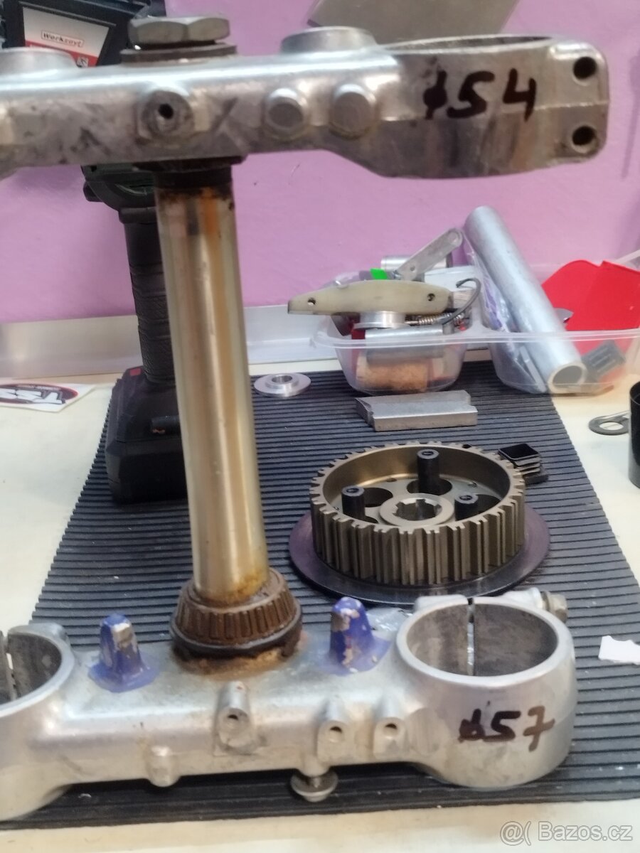 SUZUKI RM BRÝLE - 4