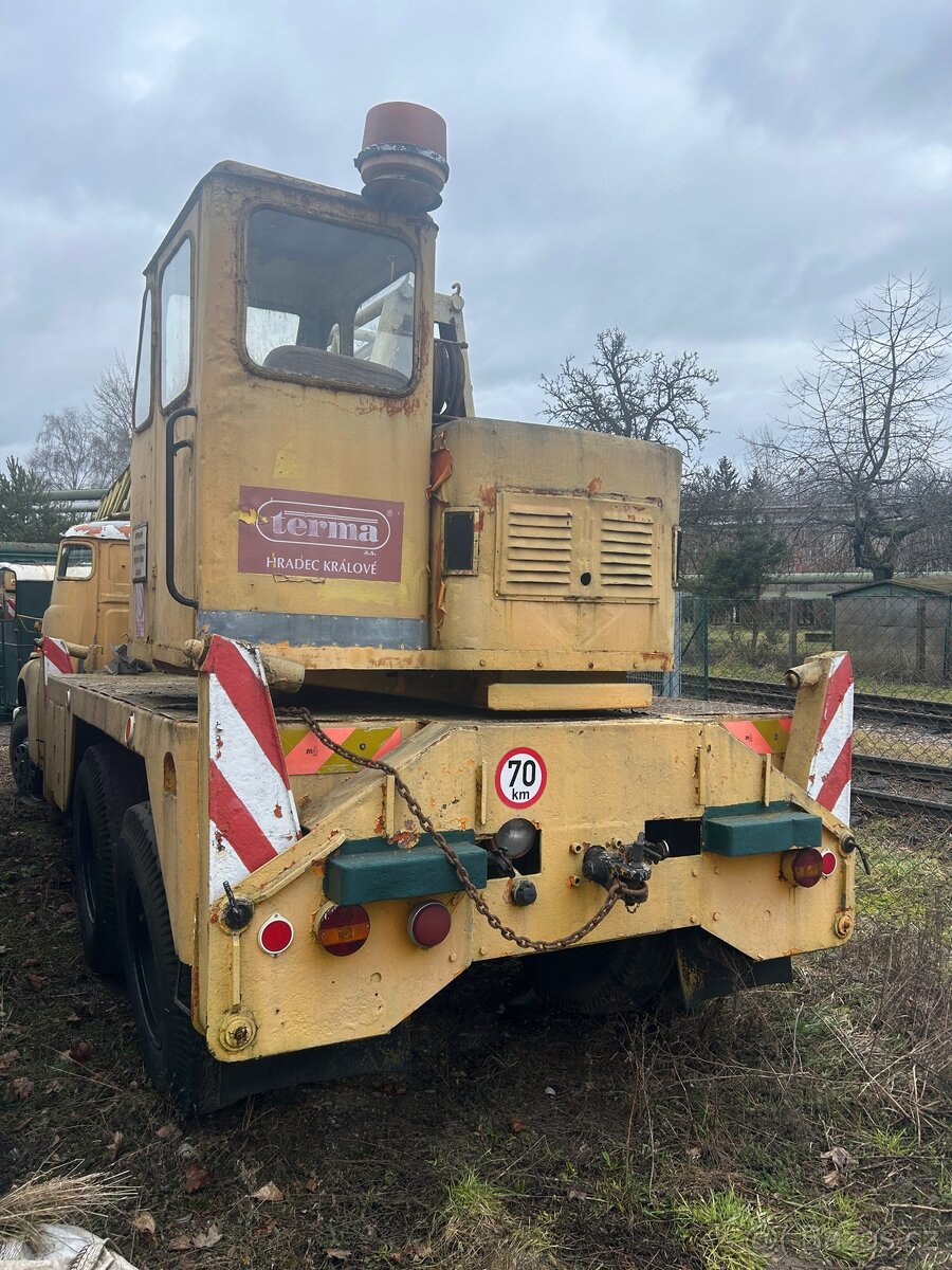 Autojeřáb TATRA 148 AD 070.1 6x6 - 4