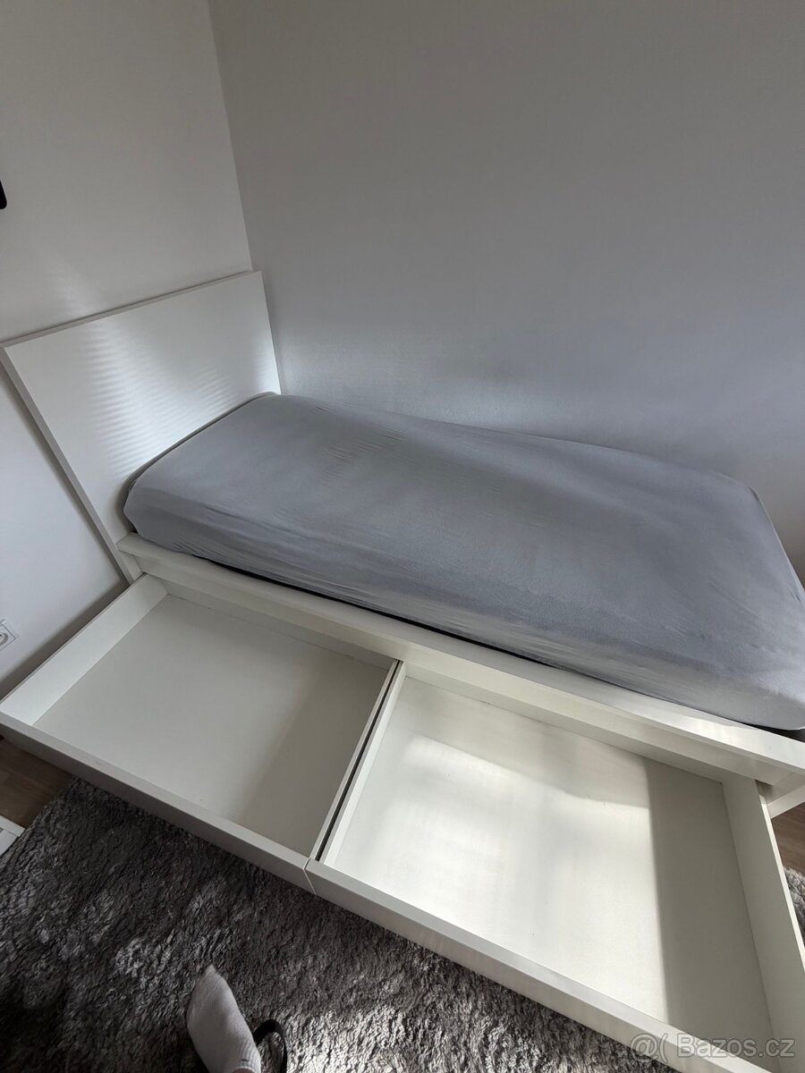 Postel IKEA + matrace - 4