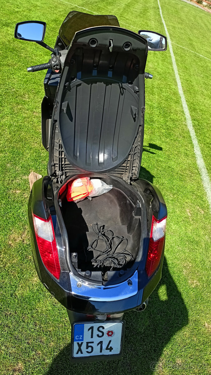 Peugeot Satelis 250 - 4