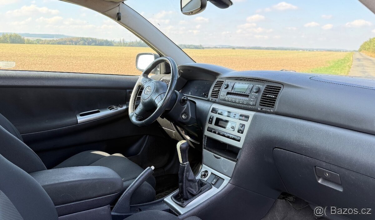 Toyota Corolla - 4