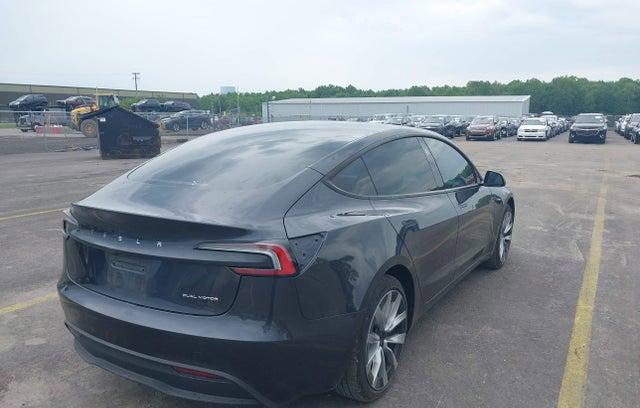 TESLA MODEL 3 2025 - 4