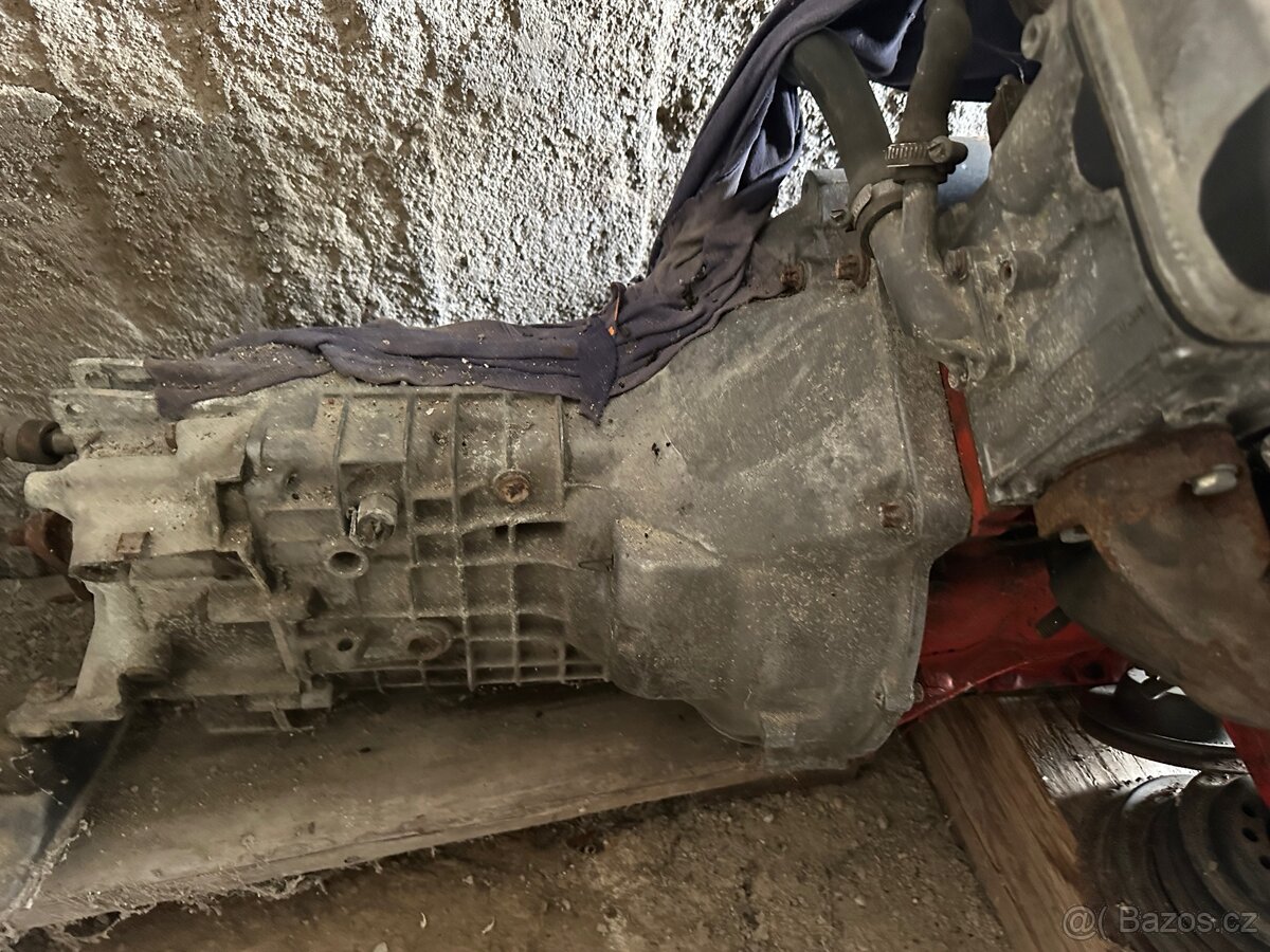 E30 M40B18 motor - 4