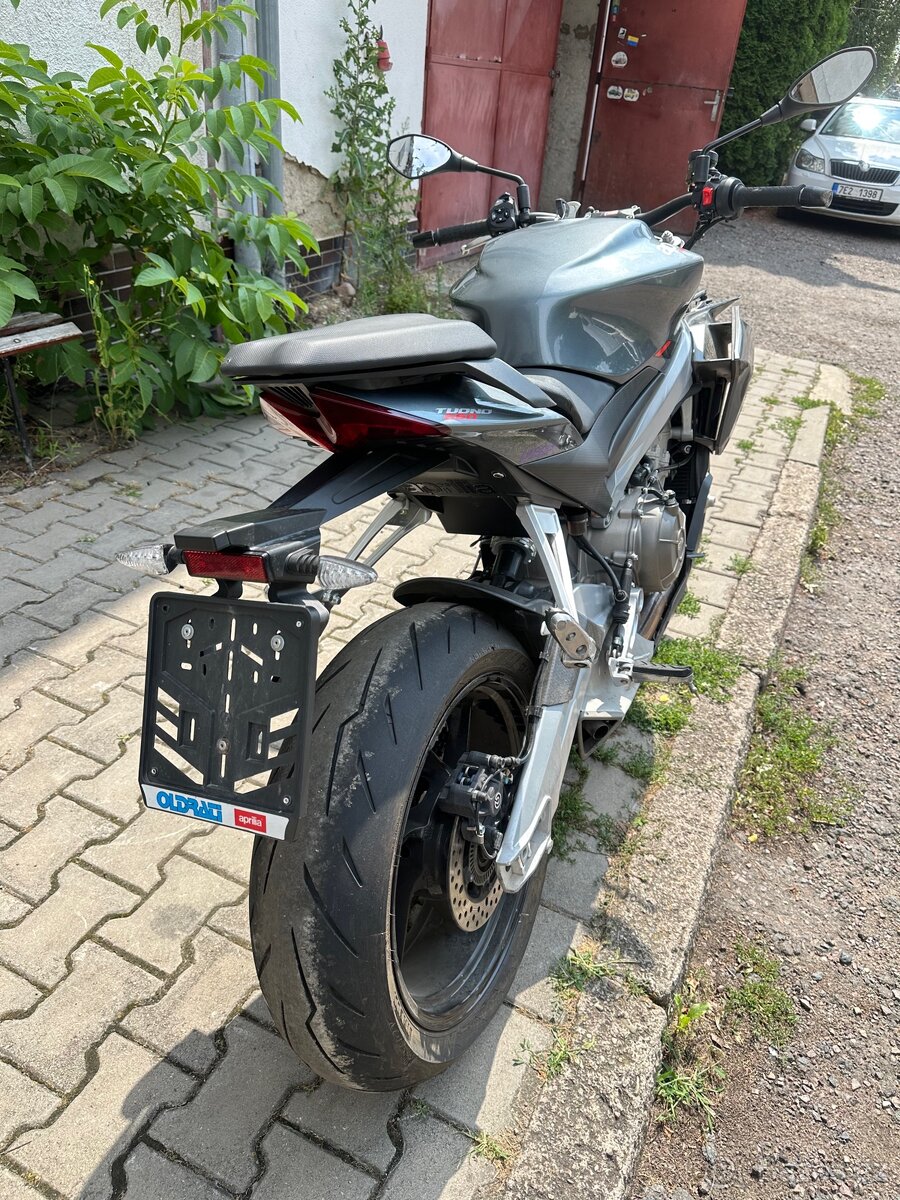 Aprilia Tuono 660 - 4