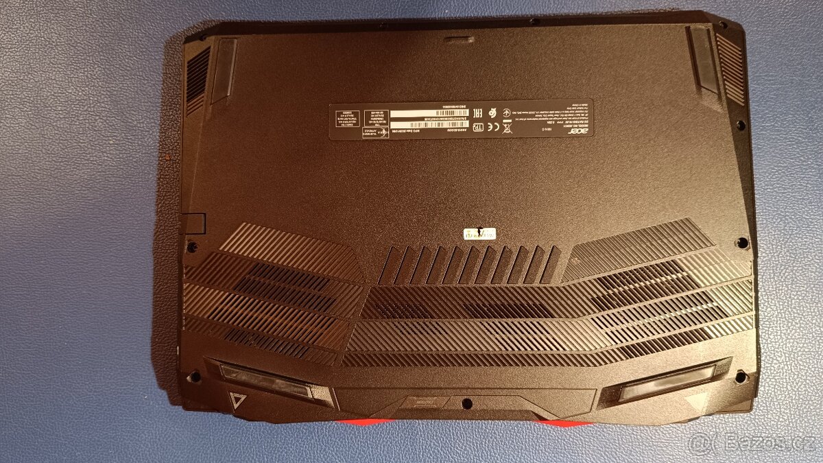 Herní notebook Acer Nitro 5 - 4