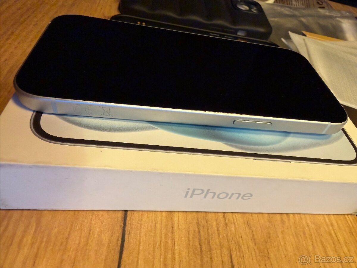 Iphone 15 Top stav, příslušenství - 4