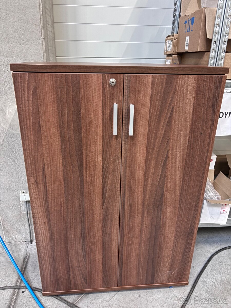 Kancelářský nábytek - sada - 4