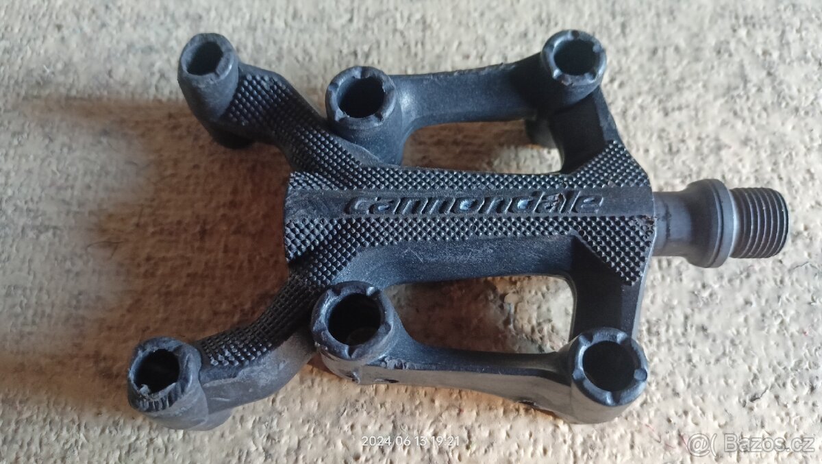 Cannondale 6point3 pedály - 4
