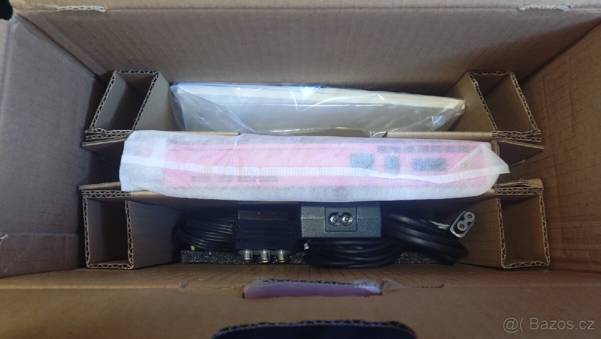 PlayStation 2 pink - 4