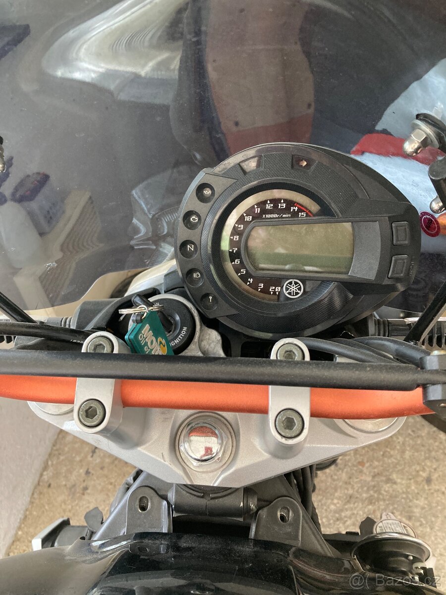 Yamaha Fazer - 4