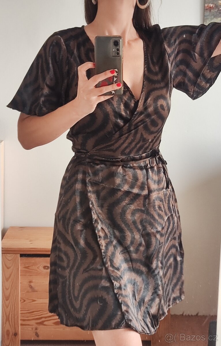Dámské zavinovací šaty nad kolena vel 40 - 4