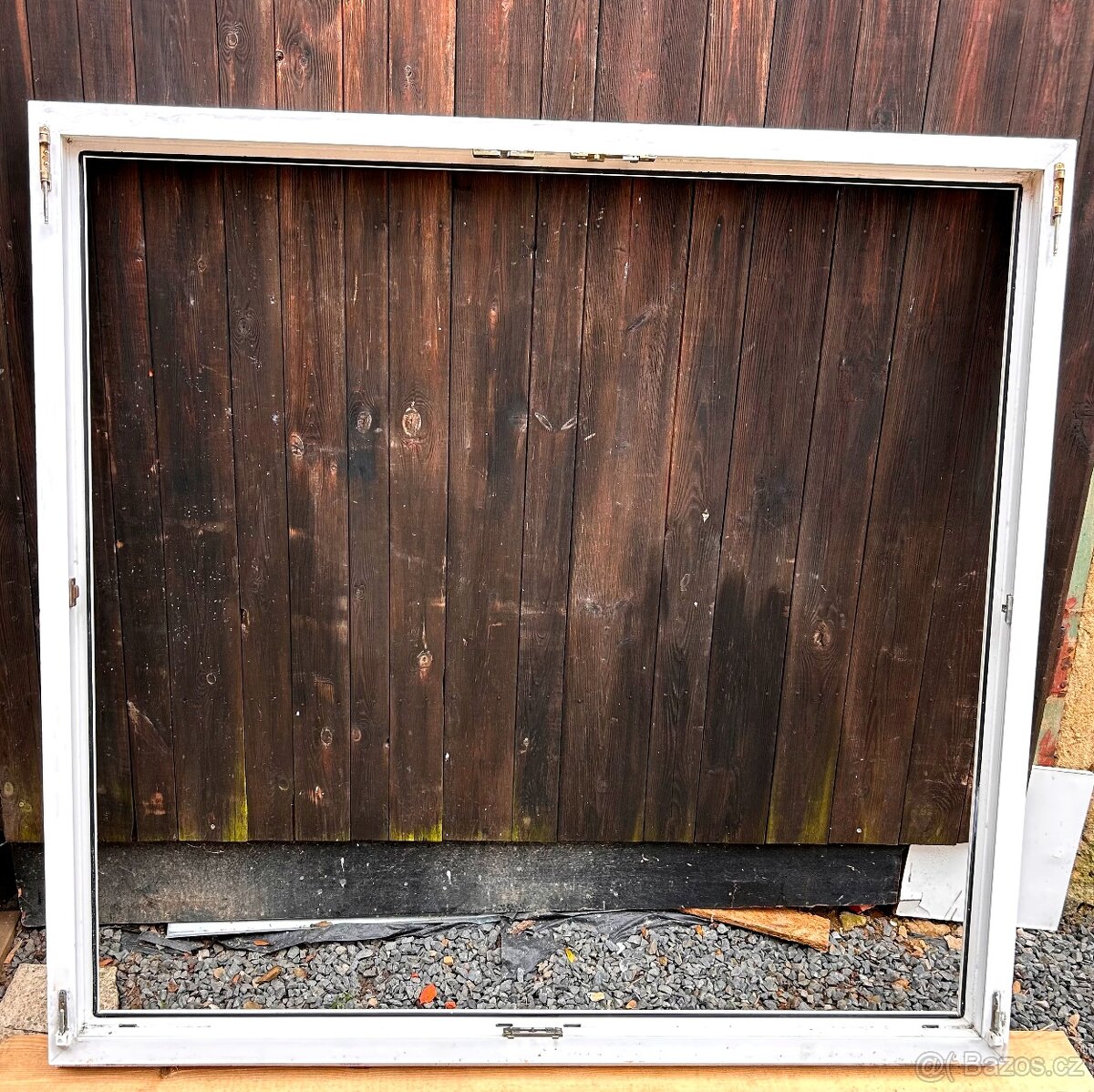 VELKÉ PLASTOVÉ OKNO -PLAST-DVOJSKLO - 4