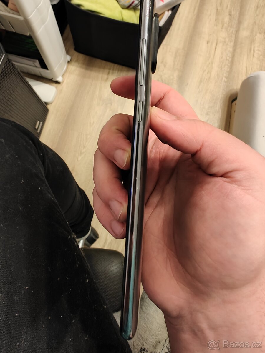 Xiaomi mi9 6/64gb - 4