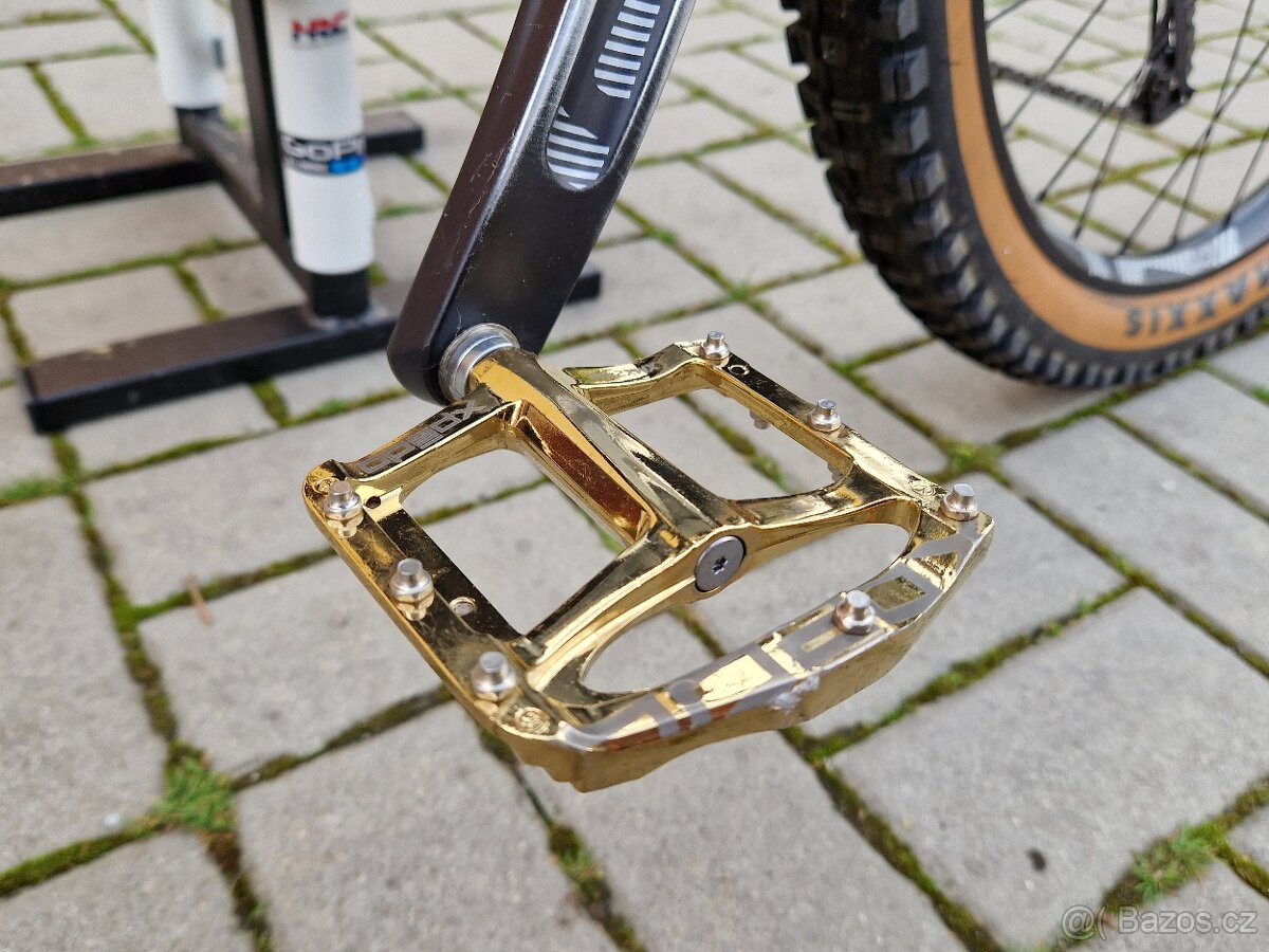 Horské kolo Cube - 4