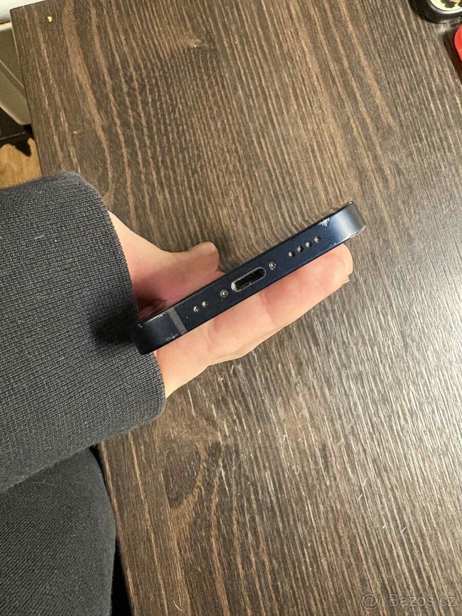 iPhone 12 mini - krásný stav - 4