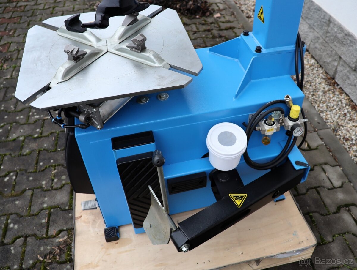 Zouvačka pneumatik poloautomatická - 4