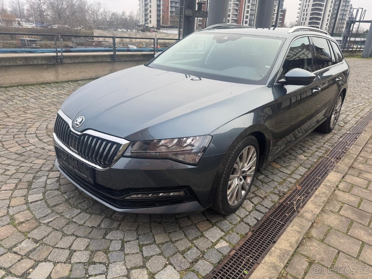 Skoda Superb Combi 2.0 TDI 4x4 - 4