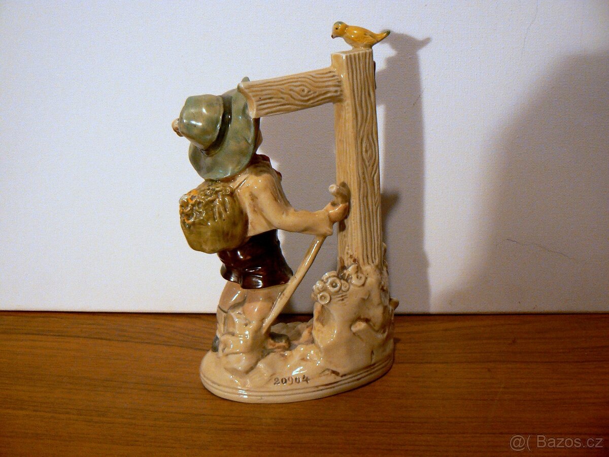 stará keramická plastika - 4