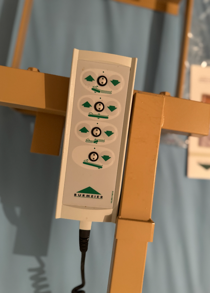 Postel - elektricka polohovaci - BURMEIER - 4