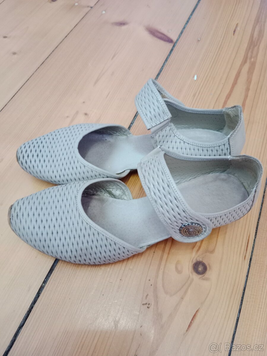 Dámské kožené boty Rieker - 4