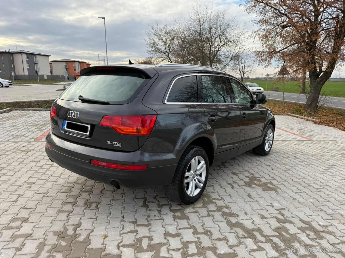 Prodám Audi Q7 - 4