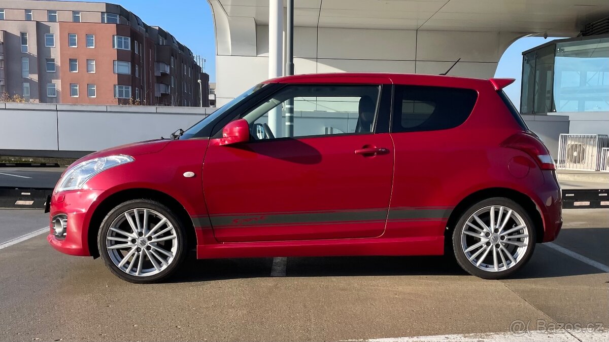 SUZUKI SWIFT 1.6i SPORT - 4