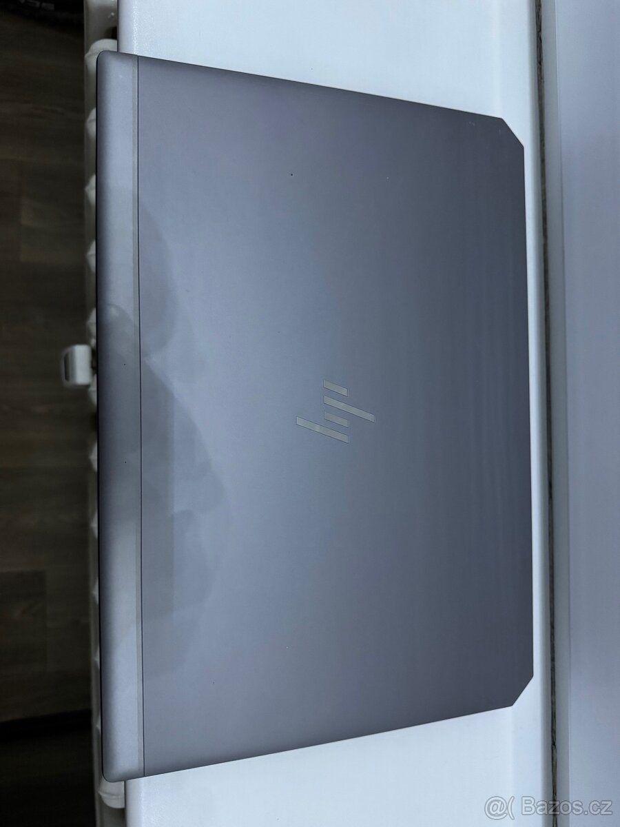 HP ZBook 15 G5 "výkonný notebook" - 4