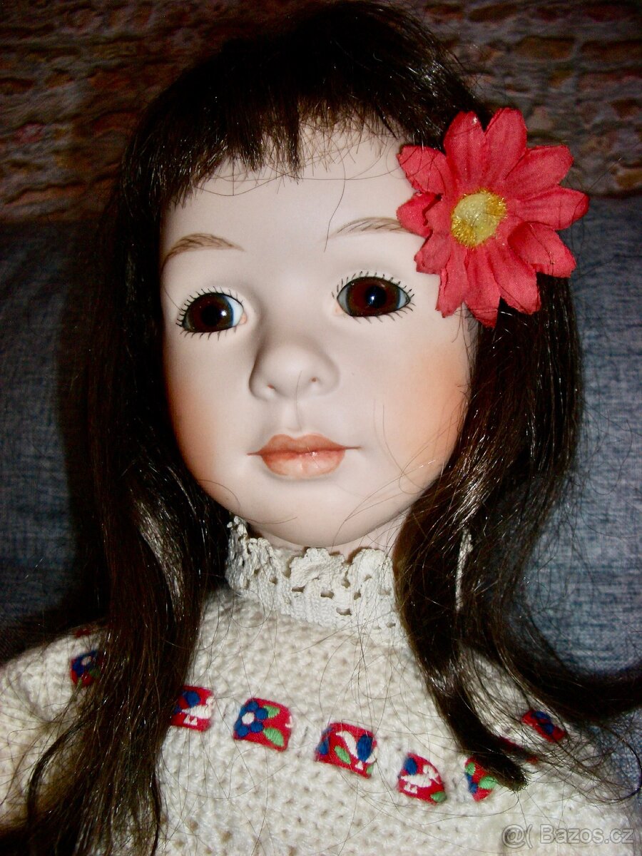 Velká porcelánová panenka 76 cm - 4