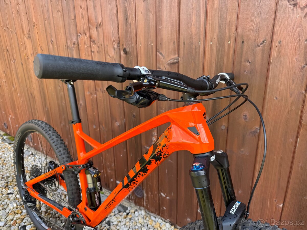 Ghost Path Riot 10, najeto 500 km, vel. L - 4