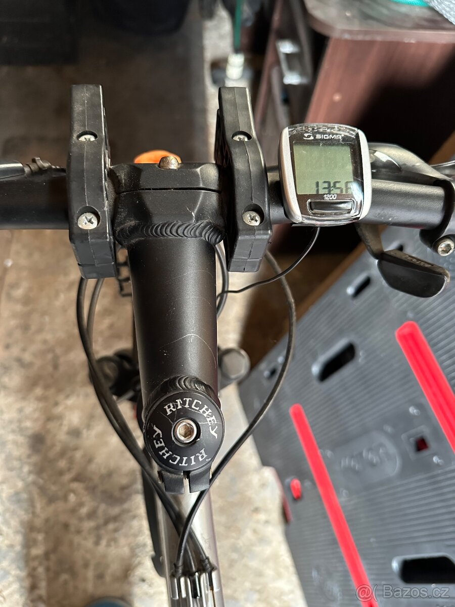 RockMachine Thunder 19,5 alu rám - 4