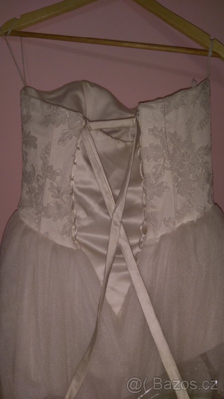 Svatební šaty - 4