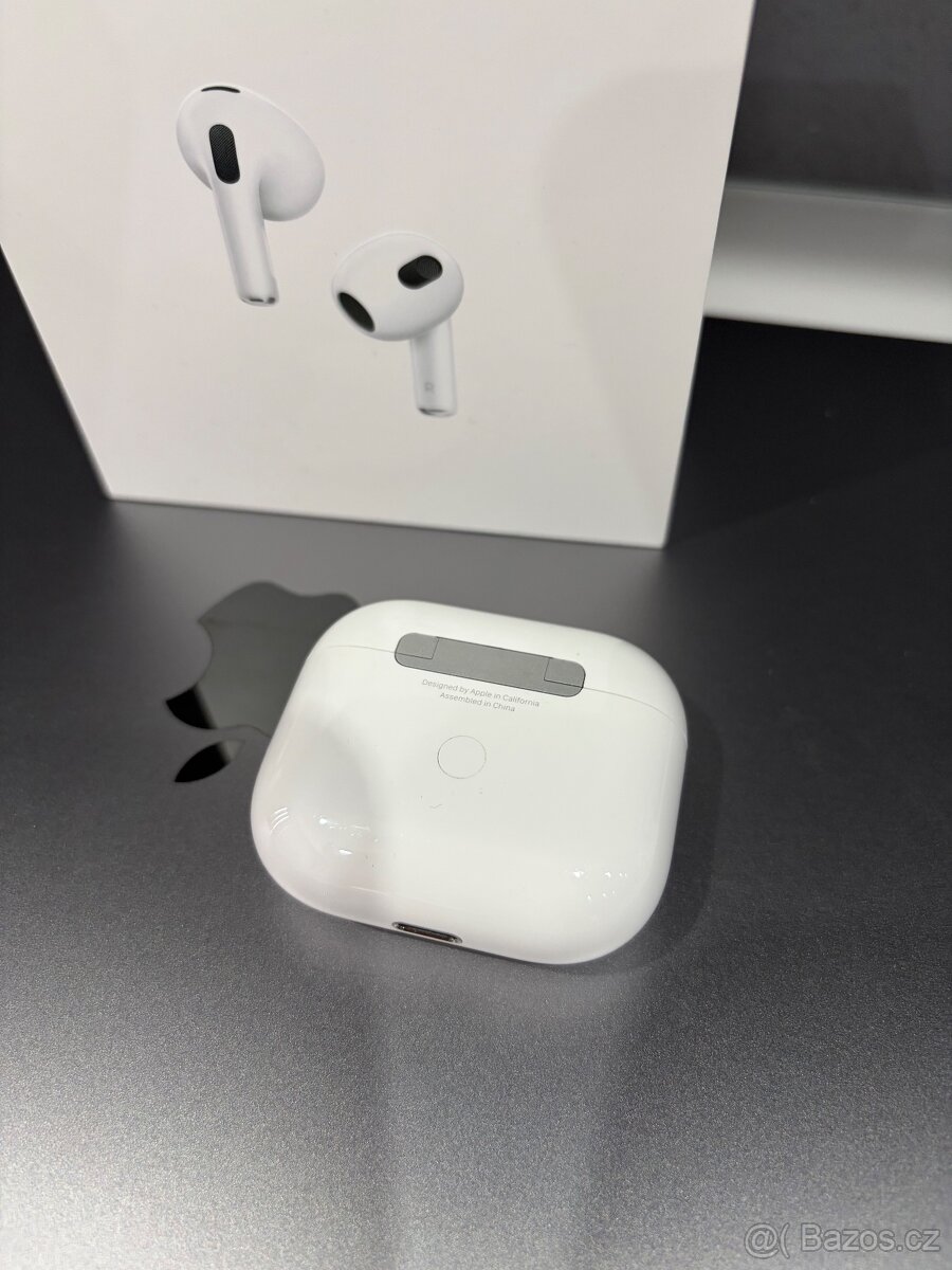 Apple AirPods 3 - 4