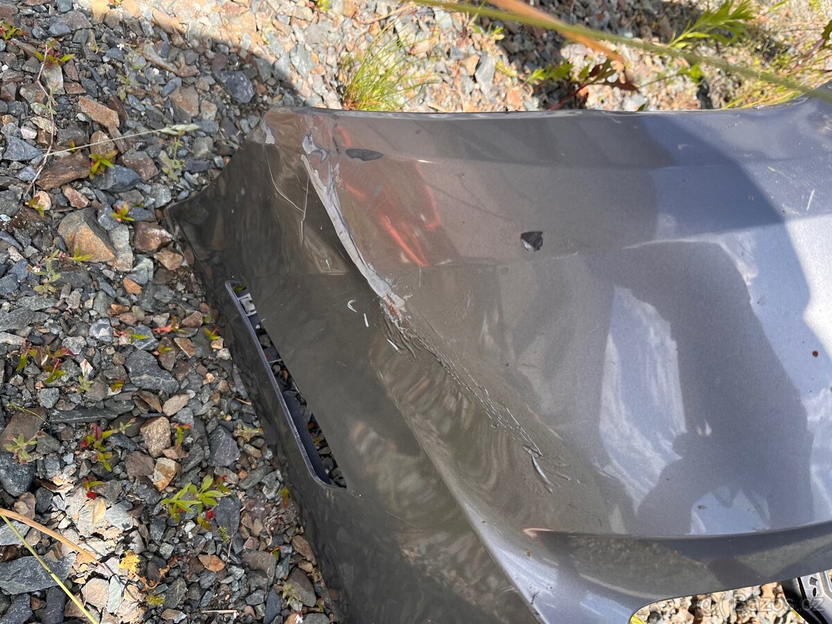 BMW F10 přední nárazník - 4