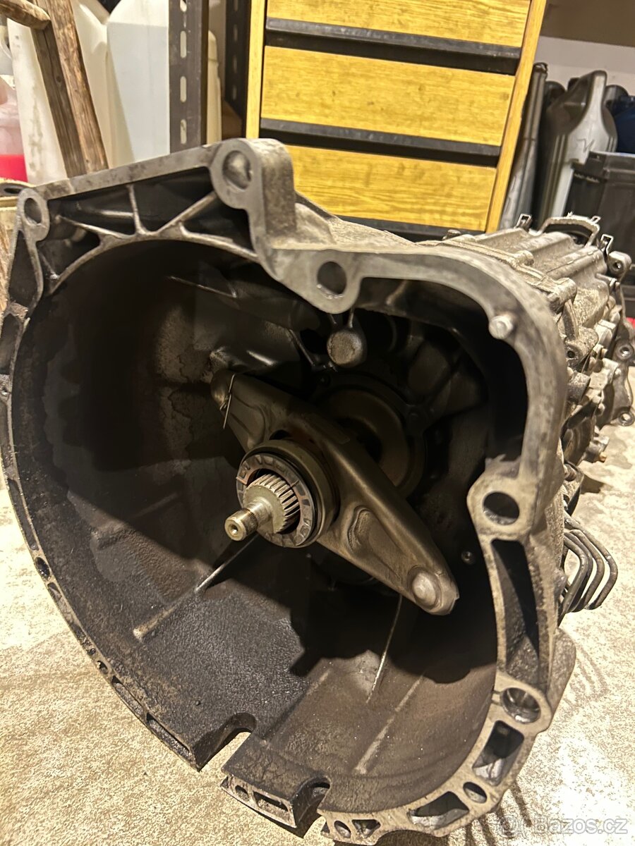 Bmw e61 530d xdrive - manuální převodovka - 4