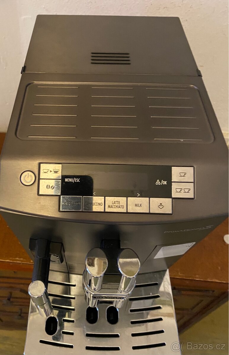 Kávovar delonghi - 4