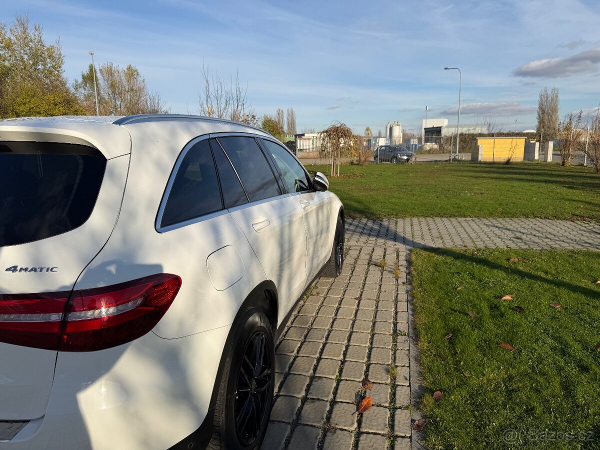 Mercedes Benz GLC 220d 4-matic - 4