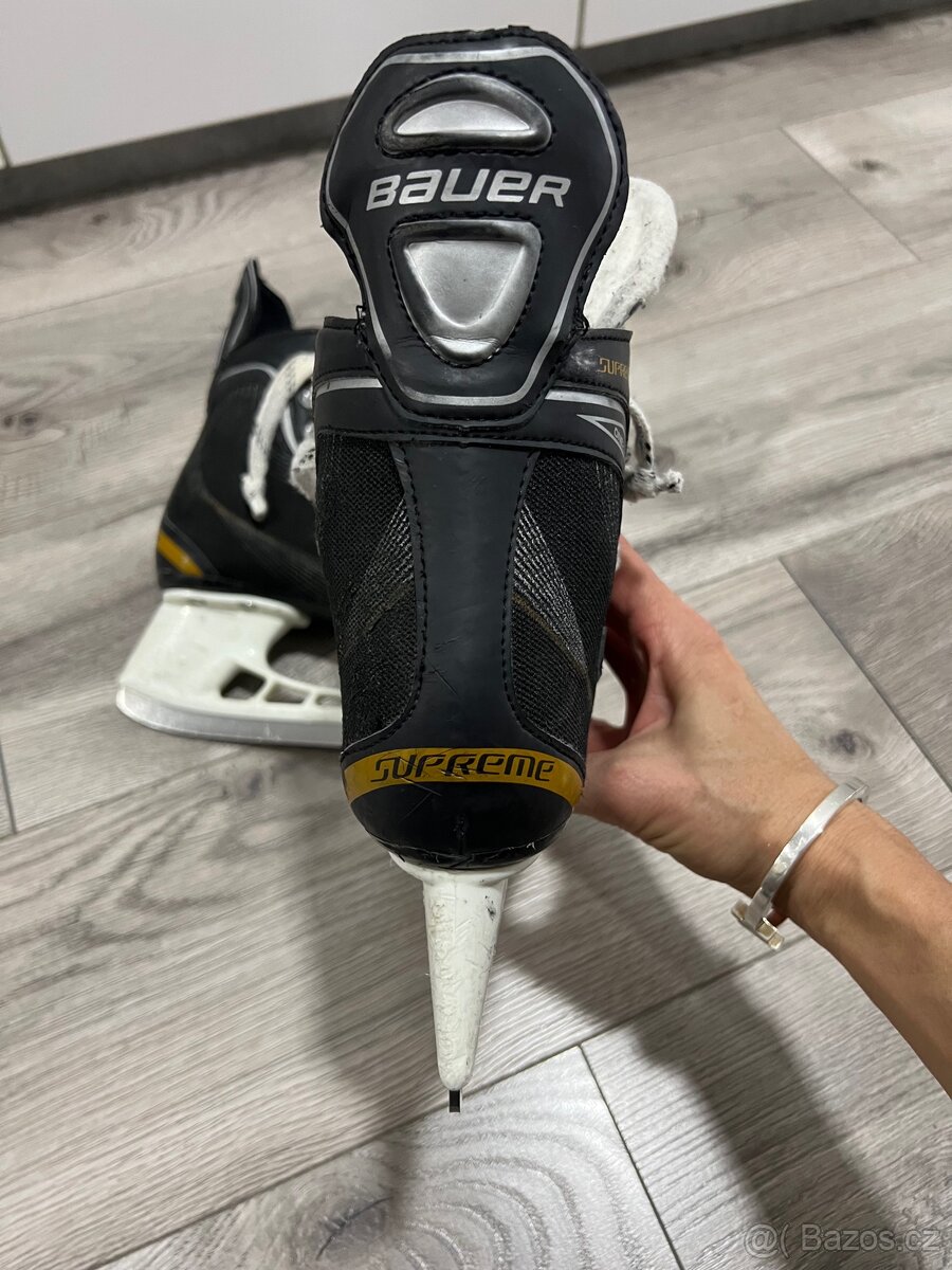 Hokejové brusle Bauer 35 - 4