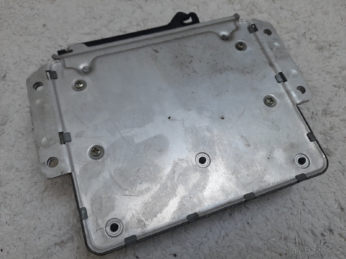 Řídící jednotky BMW e32 / e34 - 4