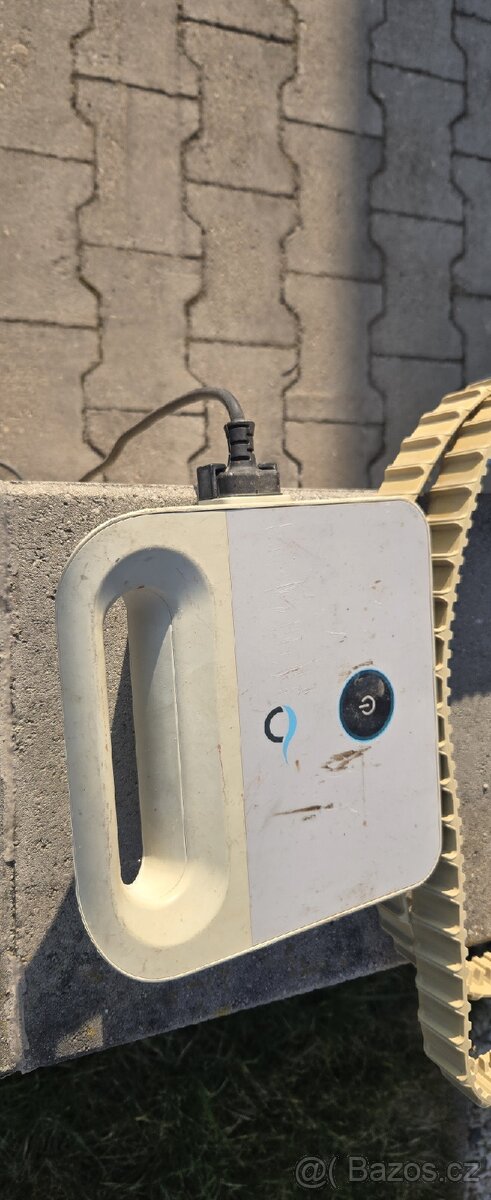 Bazénový vysavač DOLPHIN E10 - 4