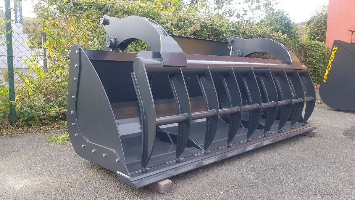 Lopata s přidržovačem - 4