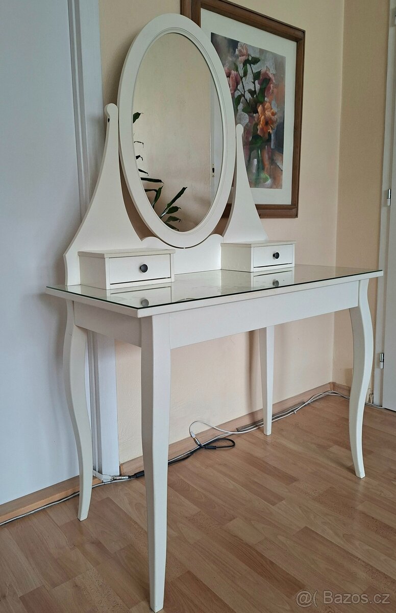 Toaletní stolek IKEA - 4