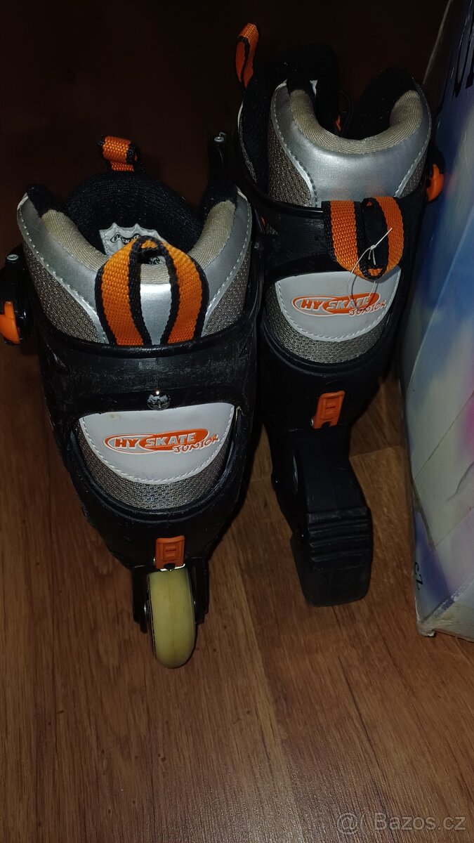 Prodám kolečkové brusle HY SKATE Junior+chrániče - 4