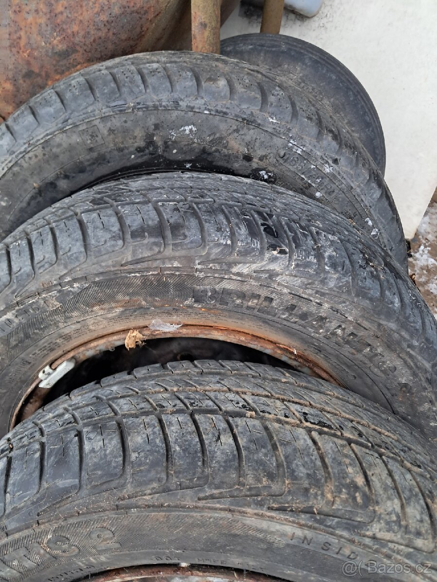 Pneu 165/70r13 - 4