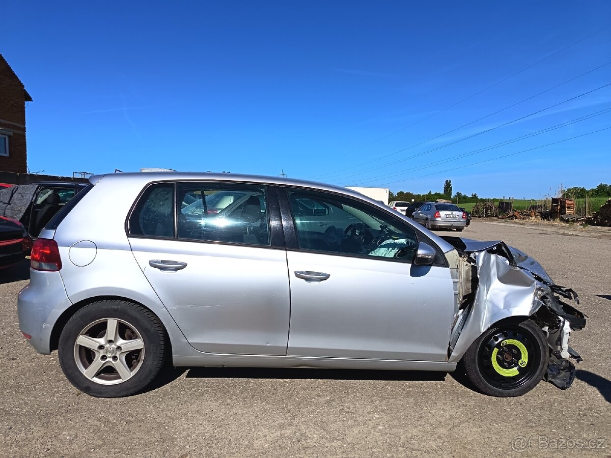 Volkswagen Golf 6 1.2 TSI 77kw - 4