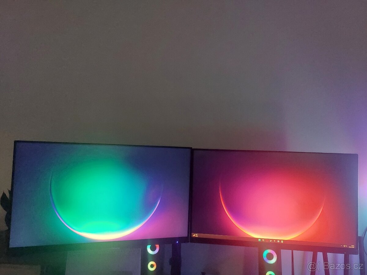 AMD Ryzen 5, 32 GB RAM, 1TB SSD, RTX 3060 Ti + 2 Monitory - 4