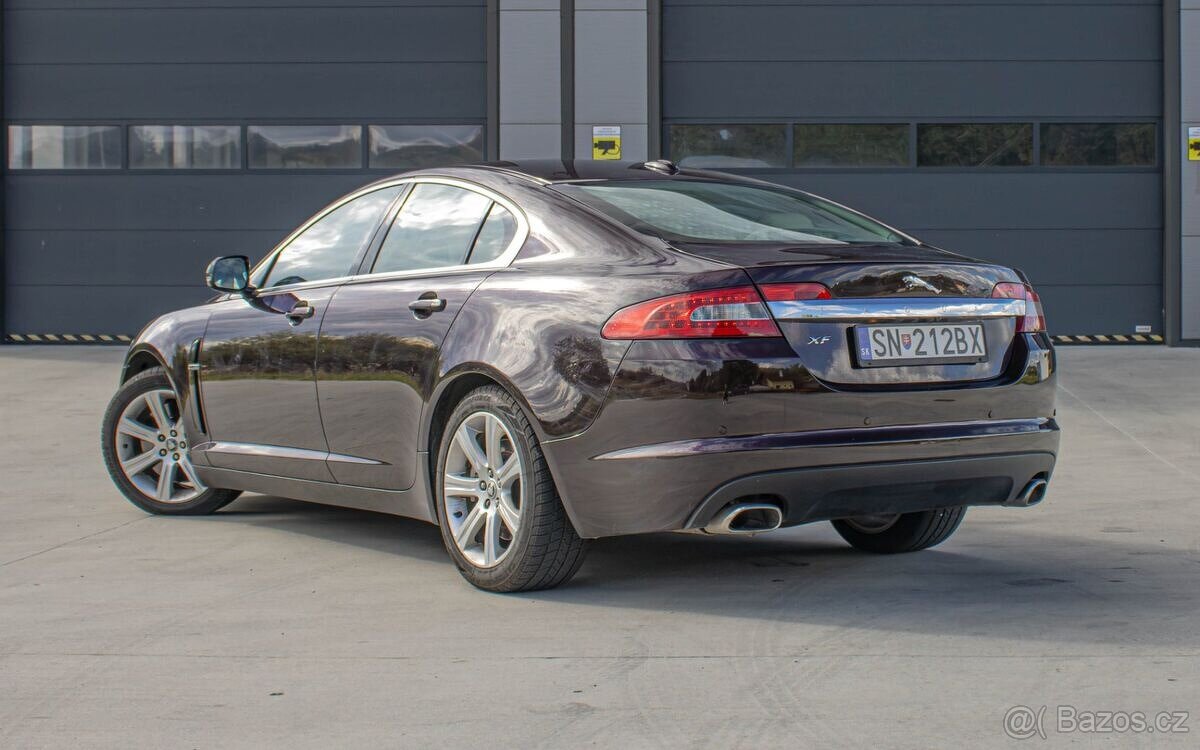 Jaguar XF 3.0D 2010 - 4