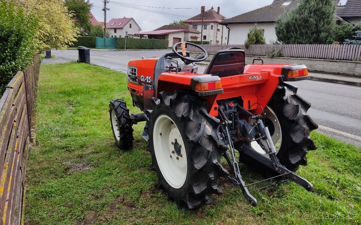Malotraktor Kubota - 4