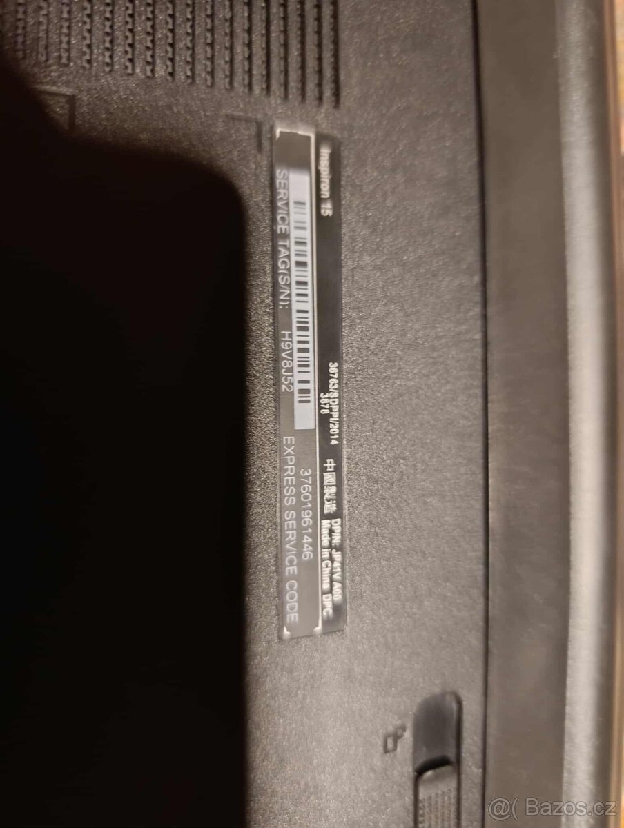 Dell Inspiron 15 - 4